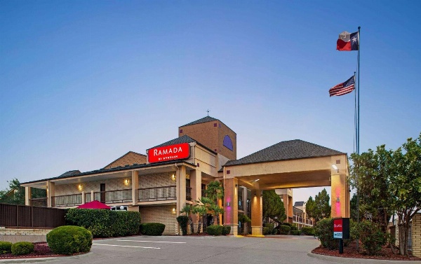 Ramada by Wyndham San Antonio Near SeaWorld/Lackland AFB image 3